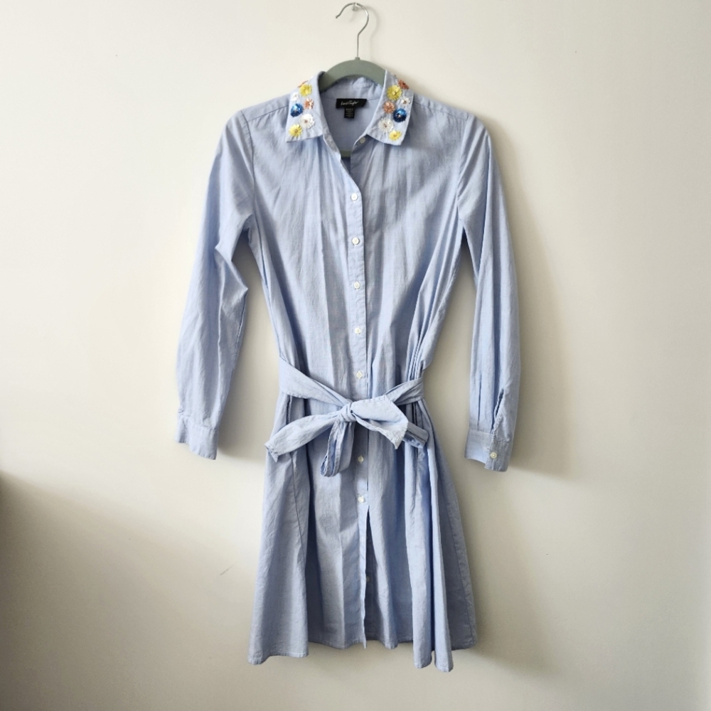 Lord & Taylor Light Blue Chambray Button Down Dress With Floral Collar